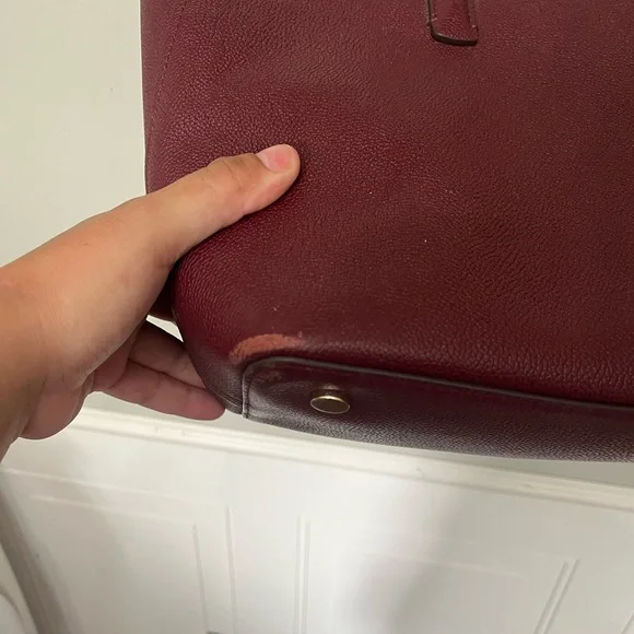 Kate Spade♠️ Maroon Long Strap Tote Bag! - Picture 7 of 8